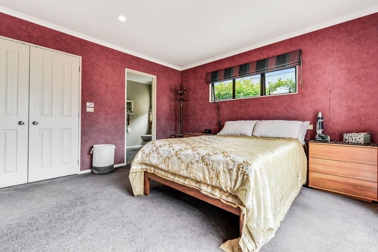 Photo of property in 13 Cranbrook Place, Rototuna North, Hamilton, 3210