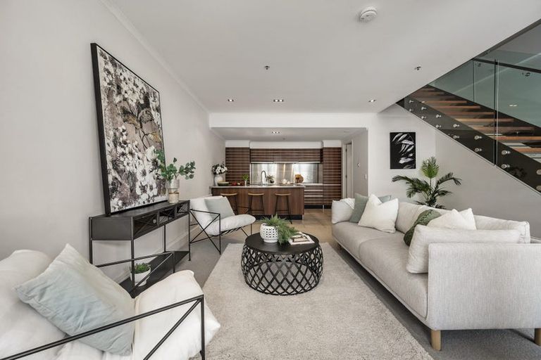 Photo of property in Augusta Apartments, 8/254 Willis Street, Te Aro, Wellington, 6011