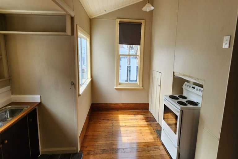 Photo of property in 46 Vivian Street, New Plymouth, 4310