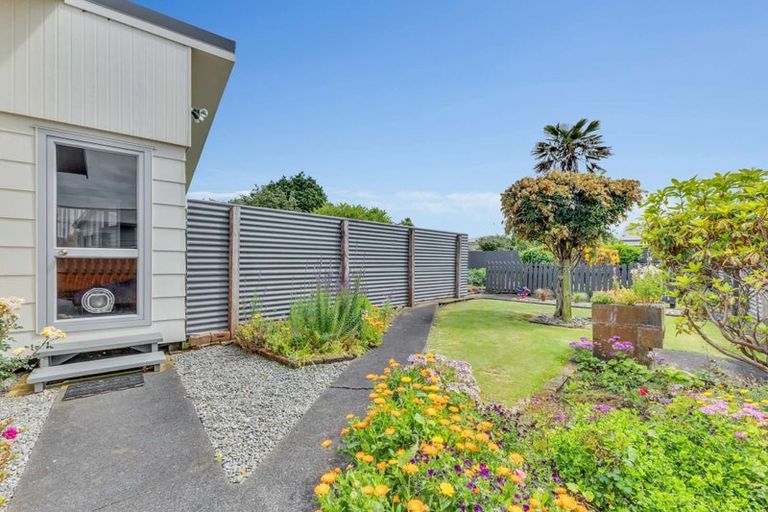 Photo of property in 25 Kapuni Street, Manaia, 4612