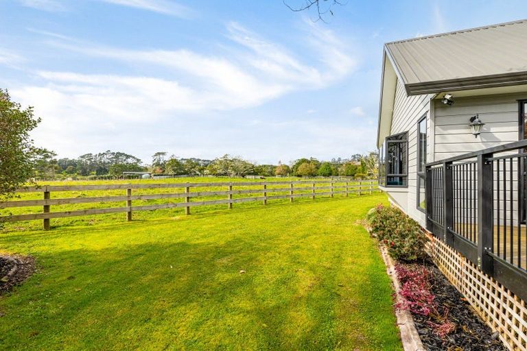 Photo of property in 27 Wintour Road, Waimauku, 0812