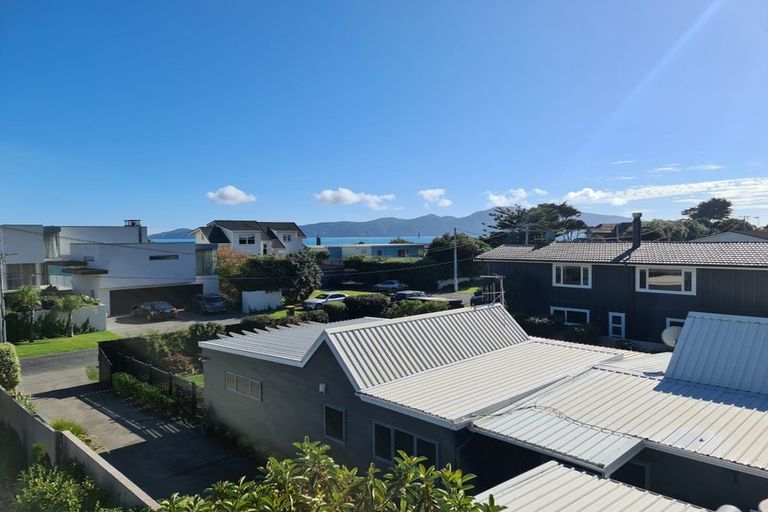Photo of property in 13 Groves Road, Raumati Beach, Paraparaumu, 5032