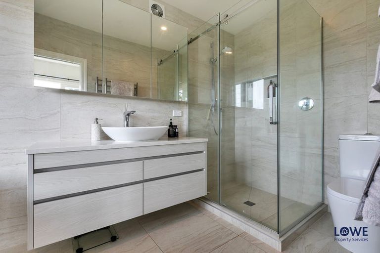 Photo of property in 63 Ngataringa Road, Devonport, Auckland, 0624