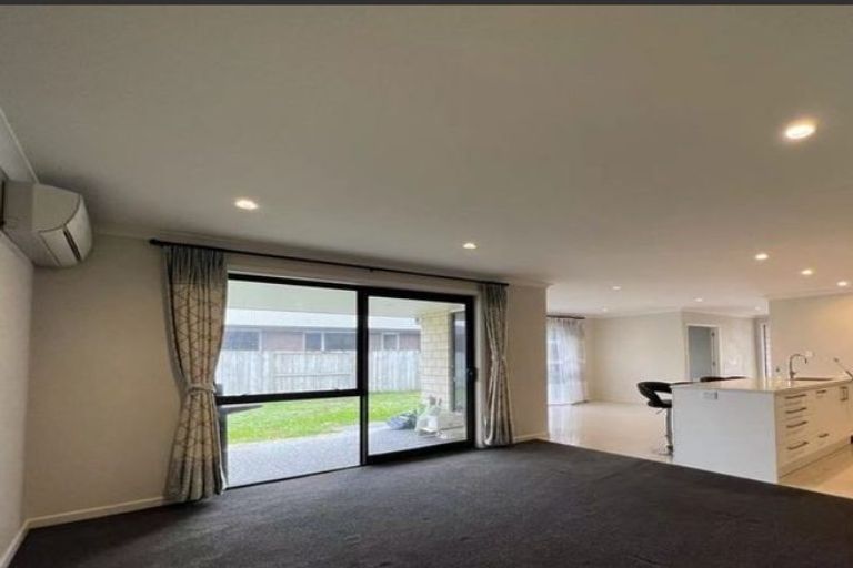 Photo of property in 221 Cumberland Drive, Flagstaff, Hamilton, 3210