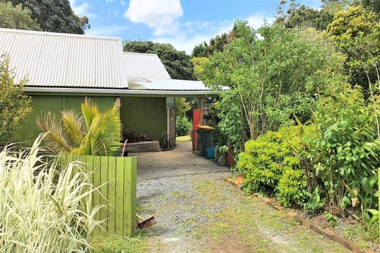 Photo of property in 21 Naumai Road, Tauhoa, Warkworth, 0984