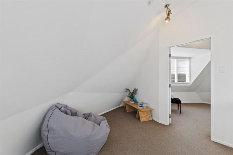 Photo of property in 1/280 Memorial Avenue, Burnside, Christchurch, 8053