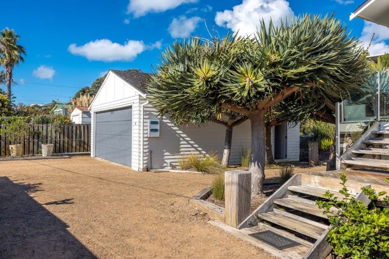 Photo of property in 2/28 Beach Parade, Oneroa, Waiheke Island, 1081