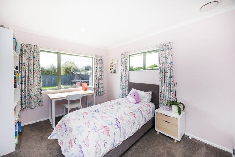 Photo of property in 4 Paradise Avenue, Feilding, 4775