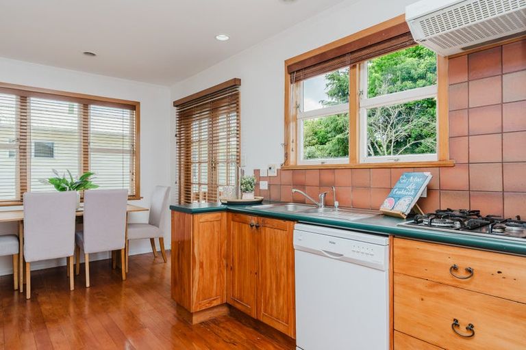 Photo of property in 72 Urlich Avenue, Melville, Hamilton, 3206