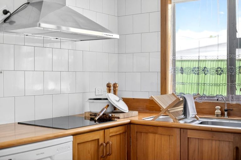 Photo of property in 69 Holloway Street, Carterton, 5713