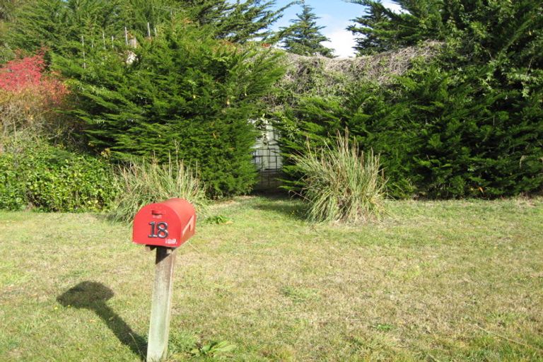 Photo of property in 18 Kinnaird Street, Herbert, Oamaru, 9495