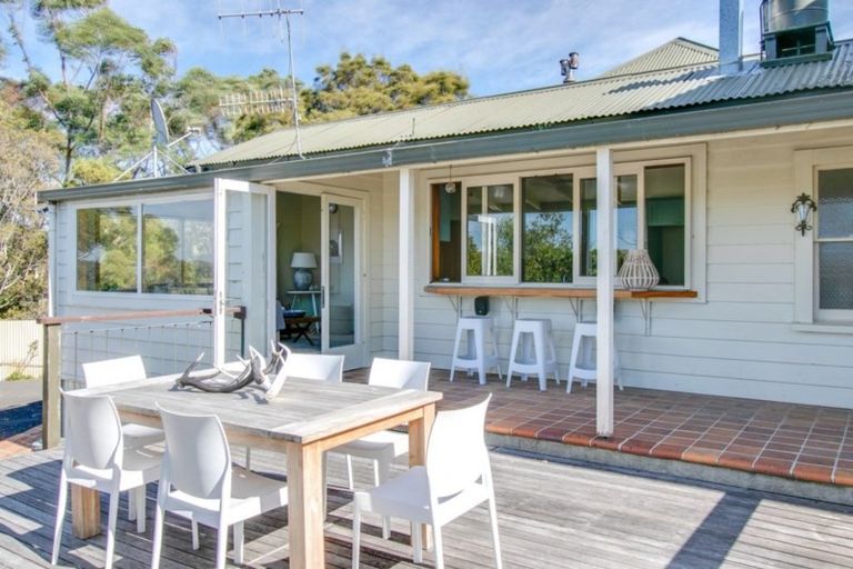 Photo of property in 978 Puketapu Road, Puketapu, Napier, 4182