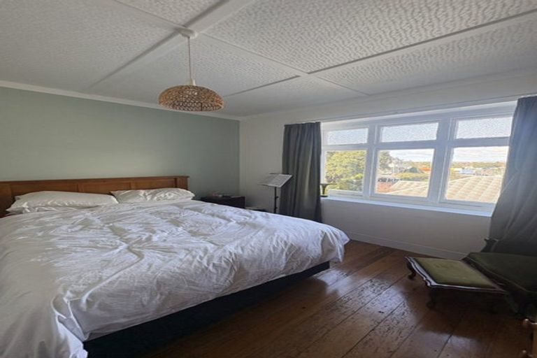 Photo of property in 3 Smale Terrace, Hospital Hill, Napier, 4110