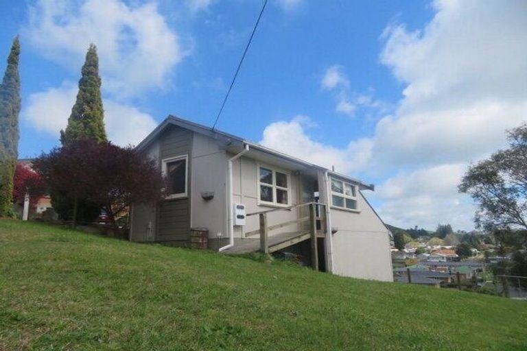 Photo of property in 9 Rose Street, Tirau, 3410