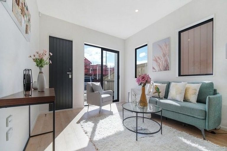 Photo of property in 14 Tetekura Street, Takanini, 2110