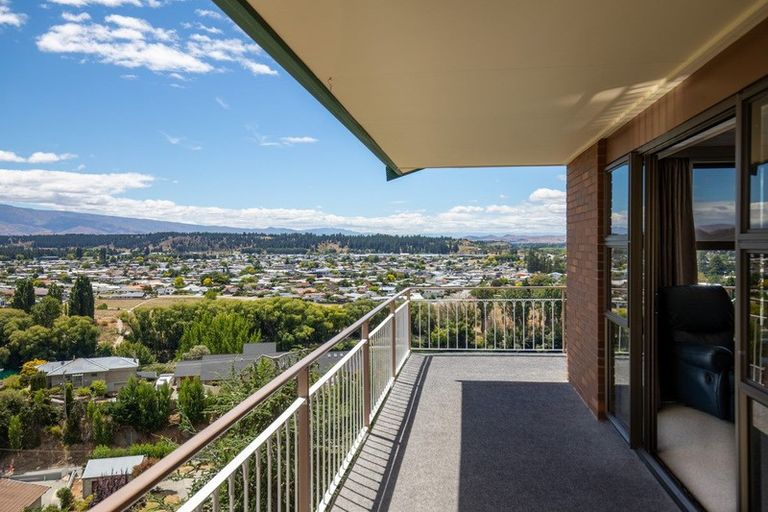 Photo of property in 10 View Road, Bridge Hill, Alexandra, 9320