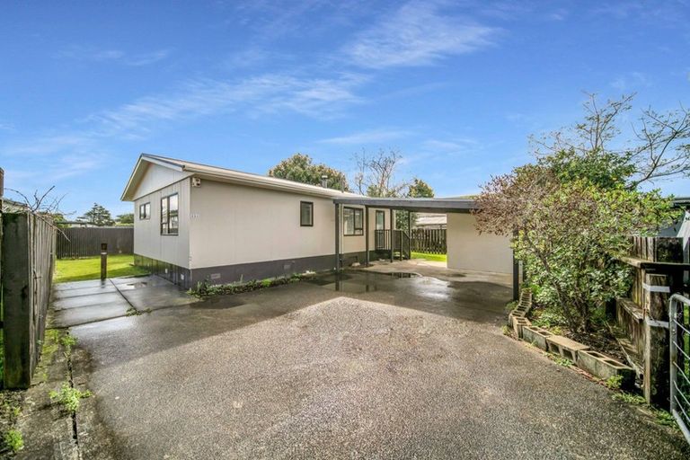 Photo of property in 45a Sutton Crescent, Papakura, 2110