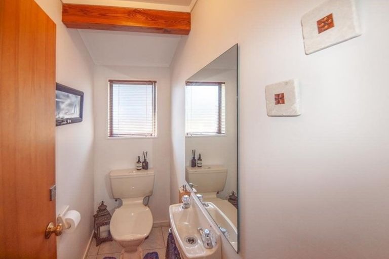 Photo of property in 50 Erris Street, Johnsonville, Wellington, 6037