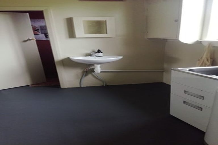 Photo of property in 62 Gisborne Terrace, Opunake, 4616