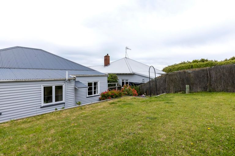 Photo of property in 10 Clifton Terrace, West End, Timaru, 7910
