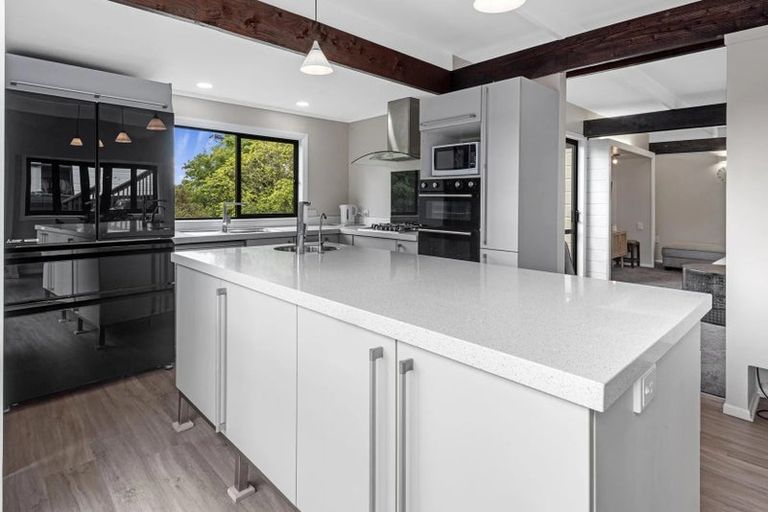 Photo of property in 17 Kowhai Park Road, Maunu, Whangarei, 0110