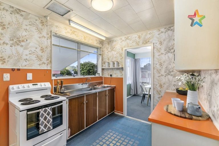 Photo of property in 30 Akron Grove, Totara Park, Upper Hutt, 5018