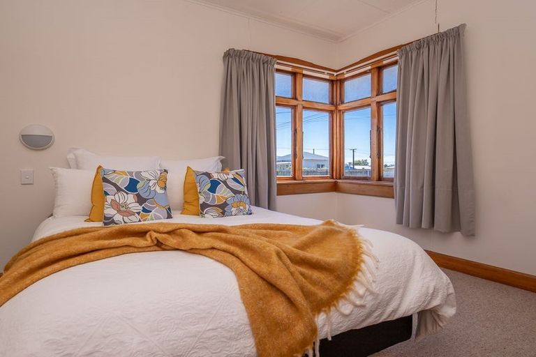 Photo of property in 136 Peel Street, Westport, 7825