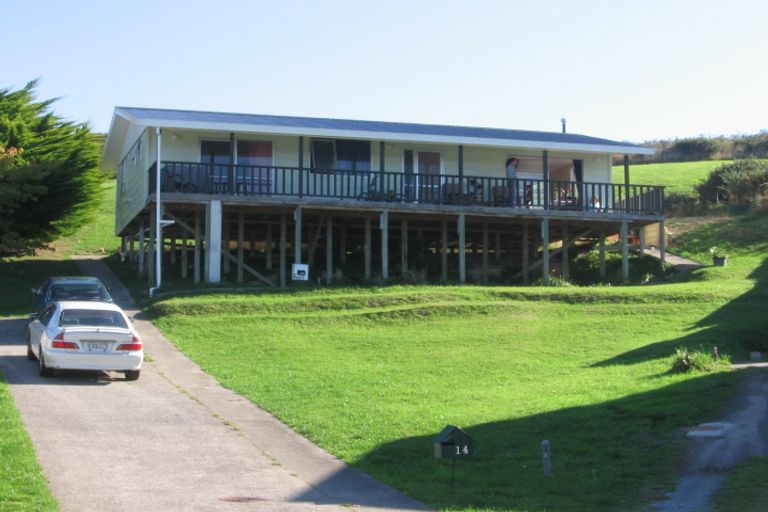 Photo of property in 14 Chapel Street, Takapuwahia, Porirua, 5022