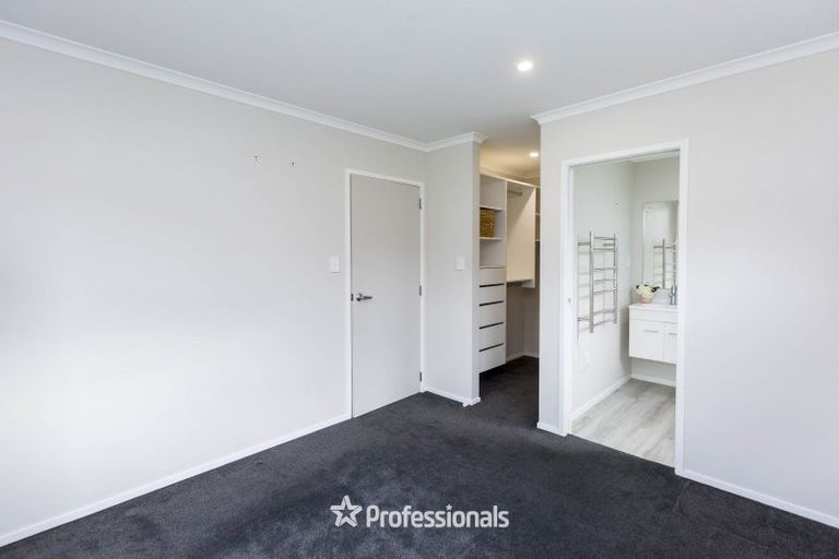 Photo of property in 12 Buddle Road, Wallaceville, Upper Hutt, 5018