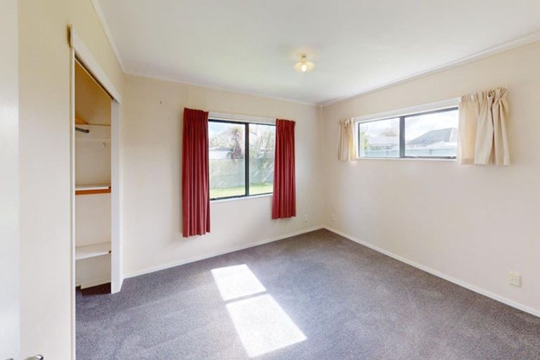 Photo of property in 37a Clyde Crescent, Roslyn, Palmerston North, 4414