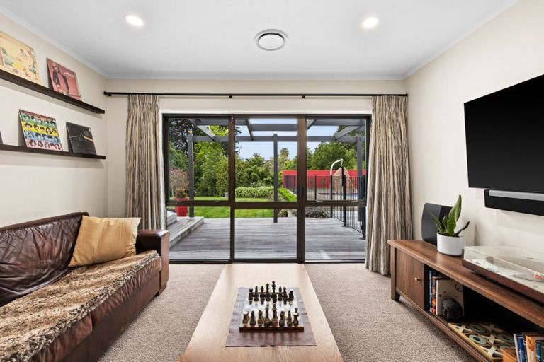 Photo of property in 5 Ritchie Place, Havelock North, 4130