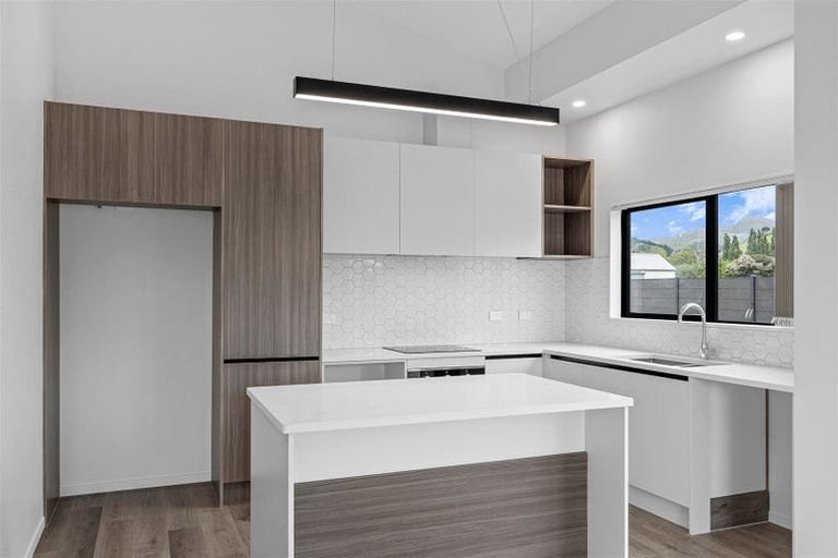 Photo of property in 104 Mataikokako Loop, Kawakawa Bay, 2585