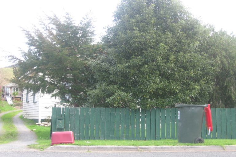 Photo of property in 95 King Street, Hikurangi, 0114