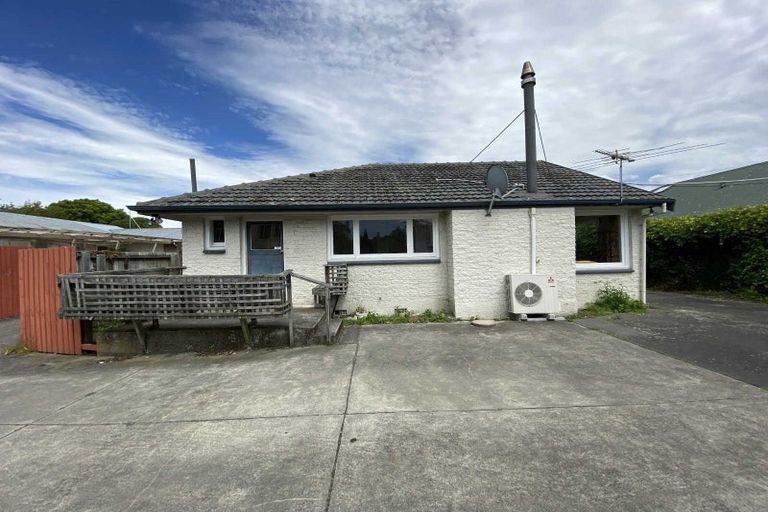 Photo of property in 10 Clonbern Place, Upper Riccarton, Christchurch, 8041