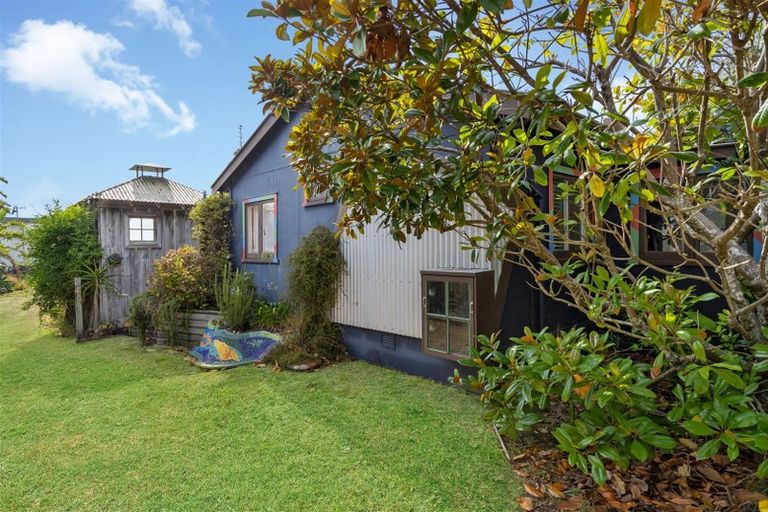 Photo of property in 85 Seaforth Road, Waihi Beach, 3611