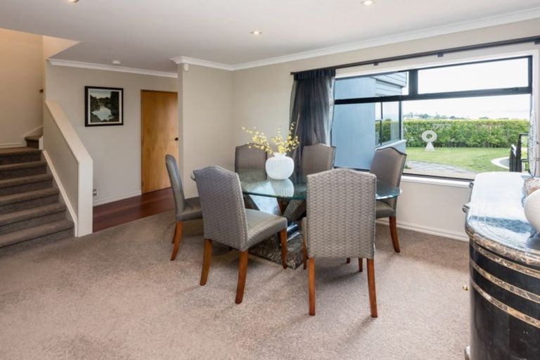 Photo of property in 18 Towbridge Place, Howick, Auckland, 2014