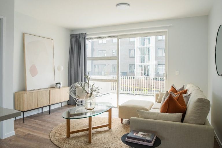 Photo of property in 6/245 Hobsonville Point Road, Hobsonville, Auckland, 0616