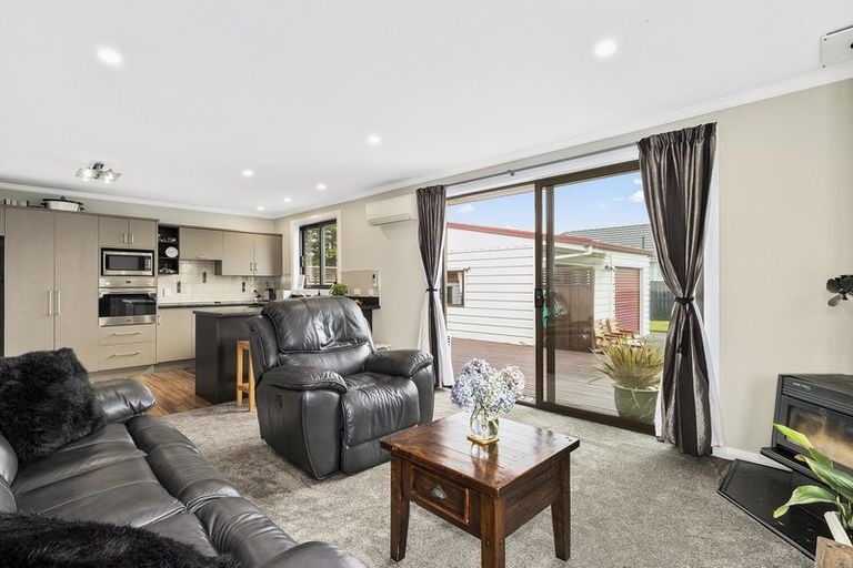 Photo of property in 6 Doon Street, Mosgiel, 9024