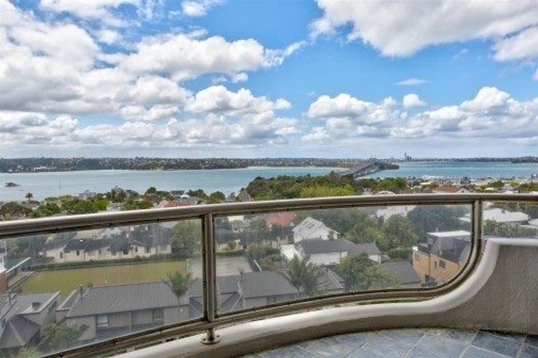 Photo of property in Shangri La Apartments, 5/97 Jervois Road, Herne Bay, Auckland, 1011