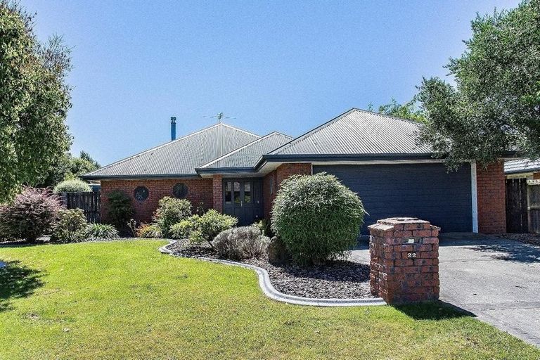 Photo of property in 22 Welsford Street, Woodend, 7610