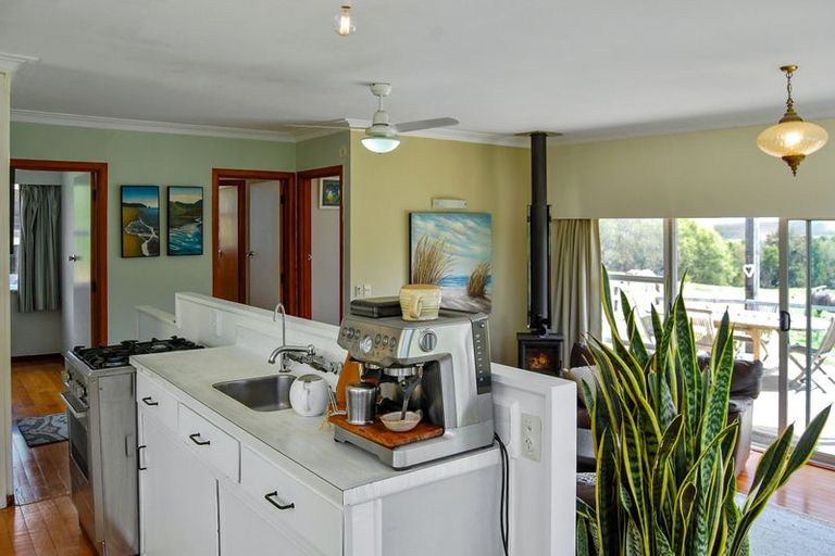 Photo of property in 1180 Oneriri Road, Kaiwaka, 0573