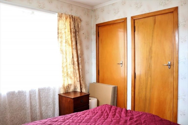 Photo of property in 9 Collingwood Street, Levin, 5510