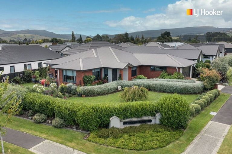Photo of property in 1 Carrick Place, Mosgiel, 9024