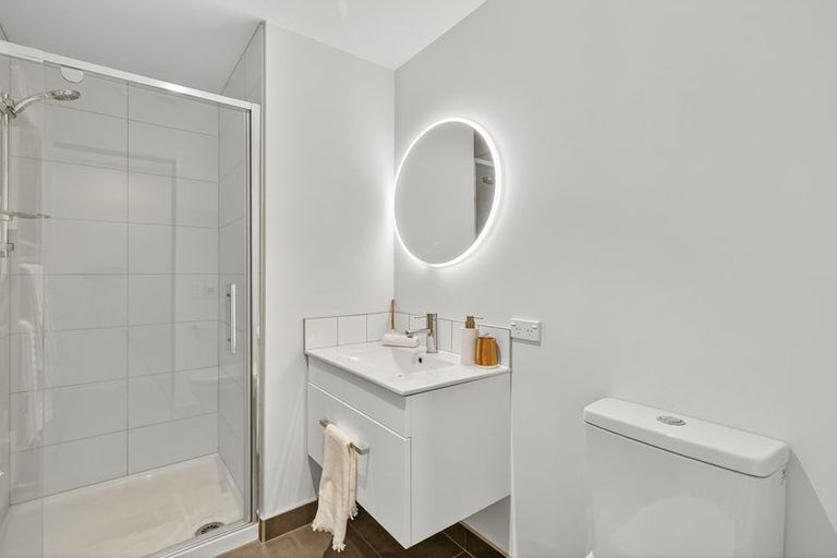 Photo of property in 2/34 Cranmer Square, Christchurch Central, Christchurch, 8013