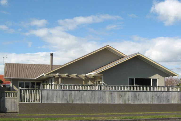 Photo of property in 11 Sanders Avenue, Westown, New Plymouth, 4310