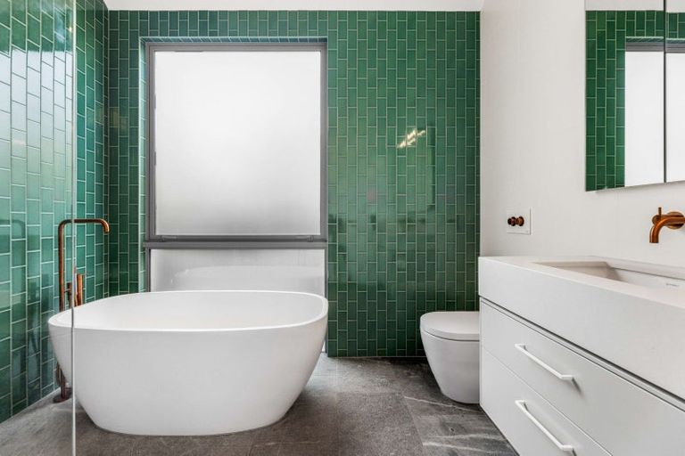 Photo of property in 58 Garden Road, Merivale, Christchurch, 8014