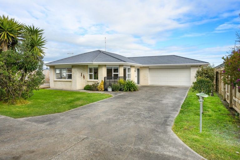 Photo of property in 3 Ferry Street, Foxton Beach, Foxton, 4815