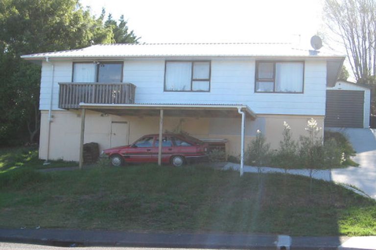 Photo of property in 108 Moire Road, West Harbour, Auckland, 0618
