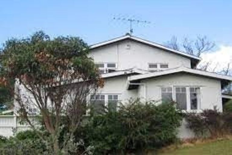 Photo of property in 22 Philson Terrace, Browns Bay, Auckland, 0630