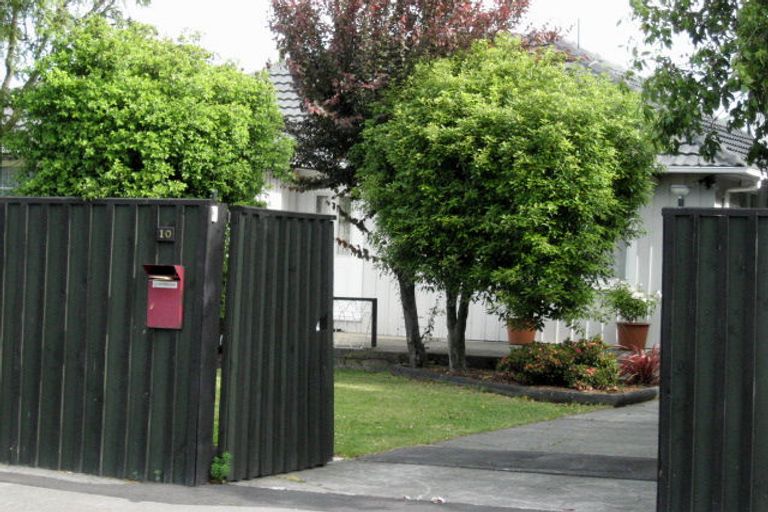 Photo of property in 10 Ravenna Street, Avonhead, Christchurch, 8042